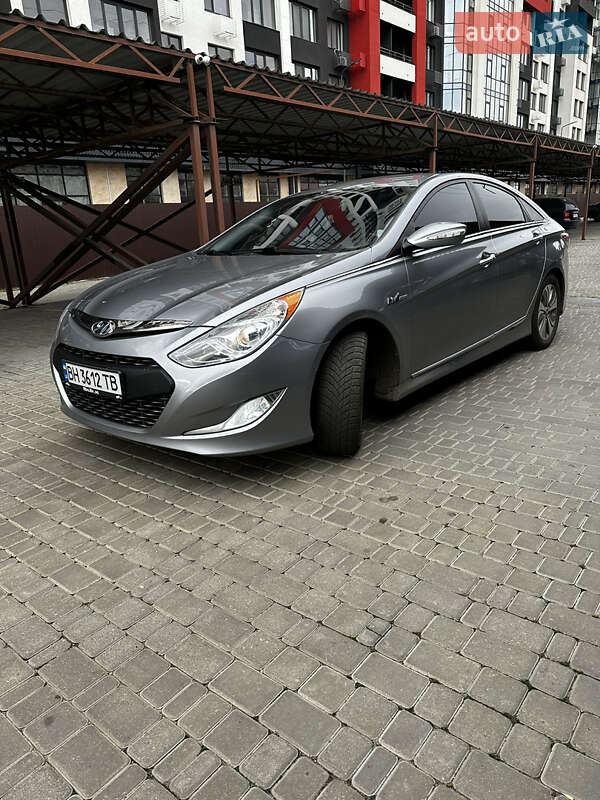 Hyundai Sonata (2014)