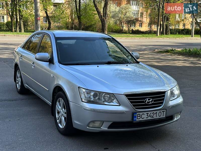 Hyundai Sonata (2008)