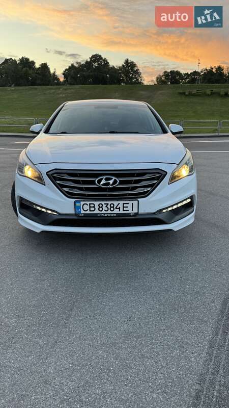Hyundai Sonata (2015)