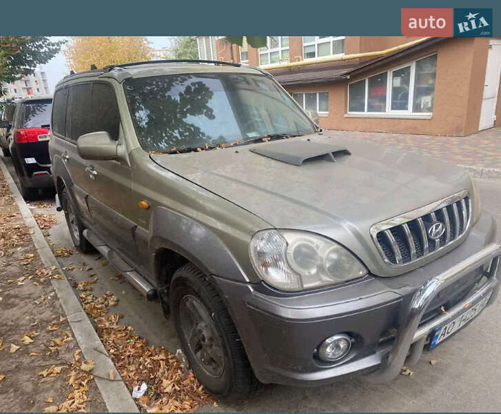 Hyundai Terracan (2002)
