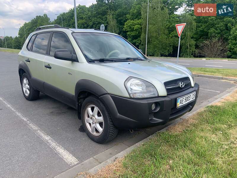 Hyundai Tucson (2005)