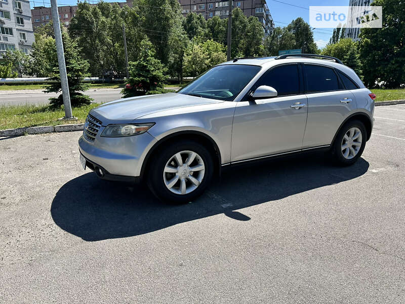 Infiniti Fx 35 (2004)