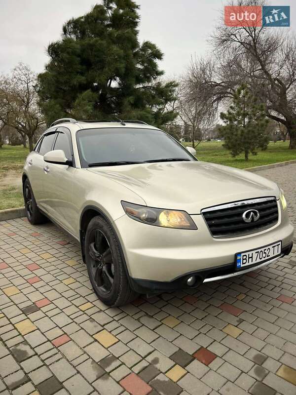 Infiniti Fx 35 (2006)