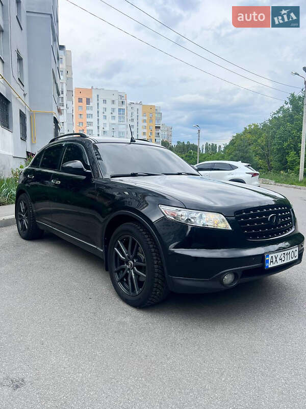 Infiniti Fx 35 (2003)