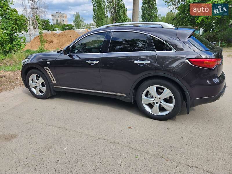 Infiniti Fx 37 (2011)