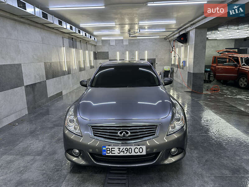 Infiniti G25 (2011)