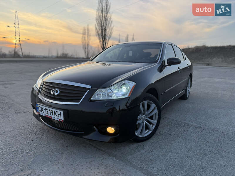 Infiniti M35 (2008)