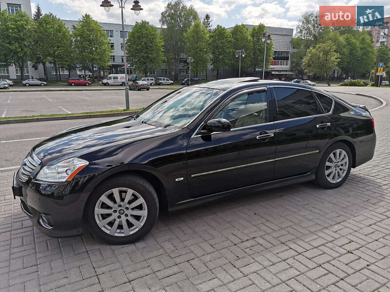 Infiniti M35 (2008)