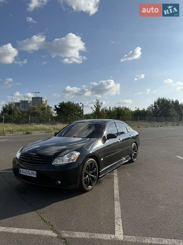 Infiniti M35 (2007)