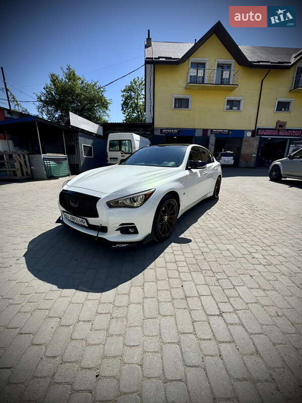 Infiniti Q50 (2014)