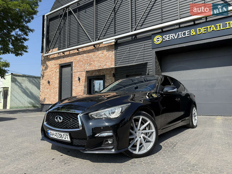 Infiniti Q50 (2014)