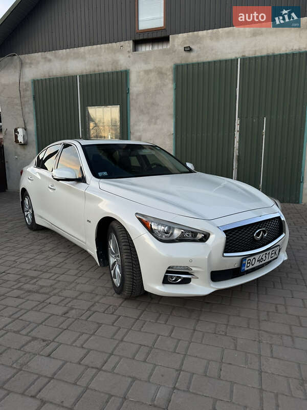 Infiniti Q50 (2016)