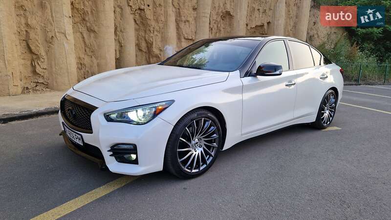 Infiniti Q50 (2016)
