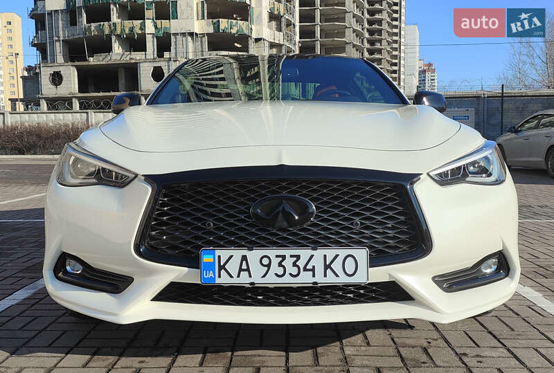 Infiniti Q60 (2018)