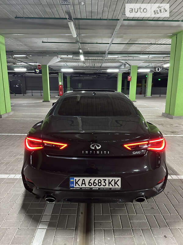 Infiniti Q60 (2017)