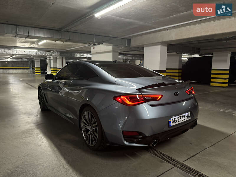 Infiniti Q60 (2016)