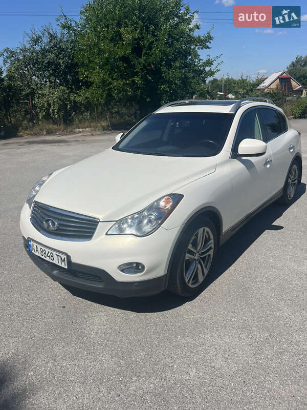 Infiniti Qx50 (2014)