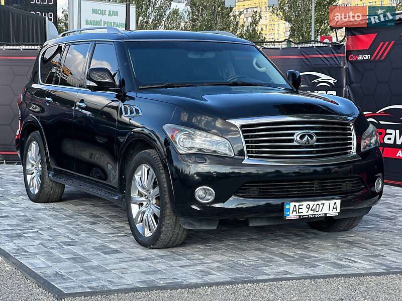 Infiniti Qx56 (2010)