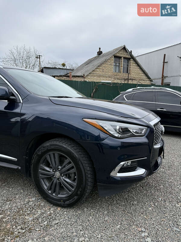 Infiniti Qx60 (2018)