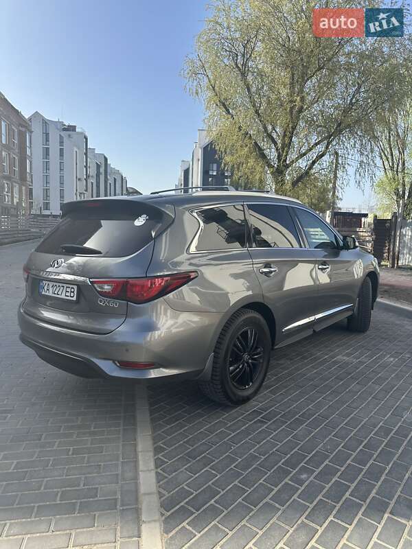 Infiniti Qx60 (2017)