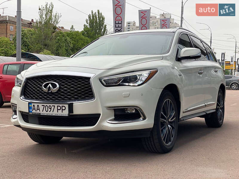 Infiniti Qx60 (2019)