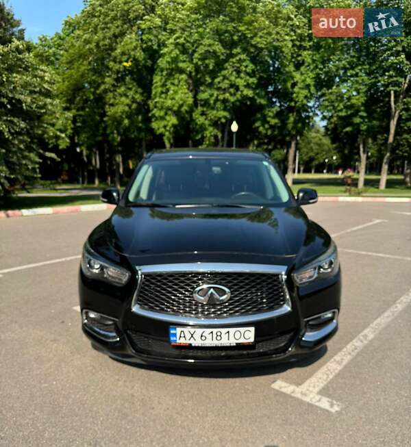Infiniti Qx60 (2019)