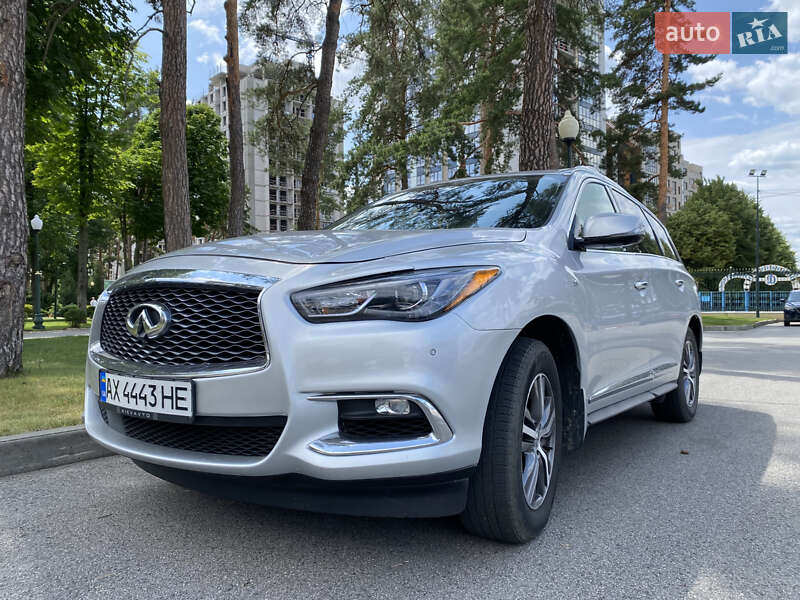 Infiniti Qx60 (2019)