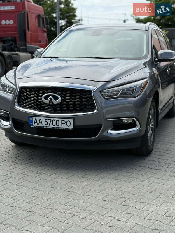 Infiniti Qx60 (2016)