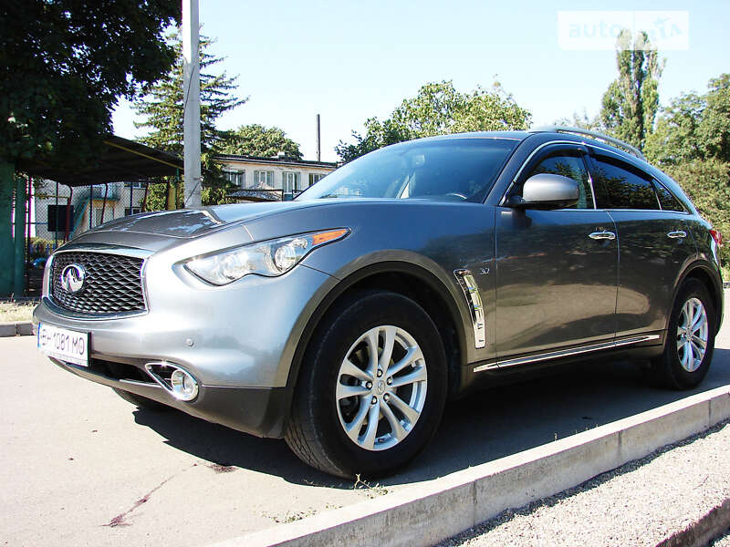 Infiniti Qx70 (2016)