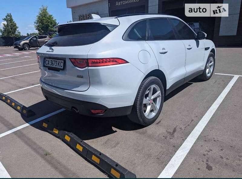 Jaguar F-pace (2017)