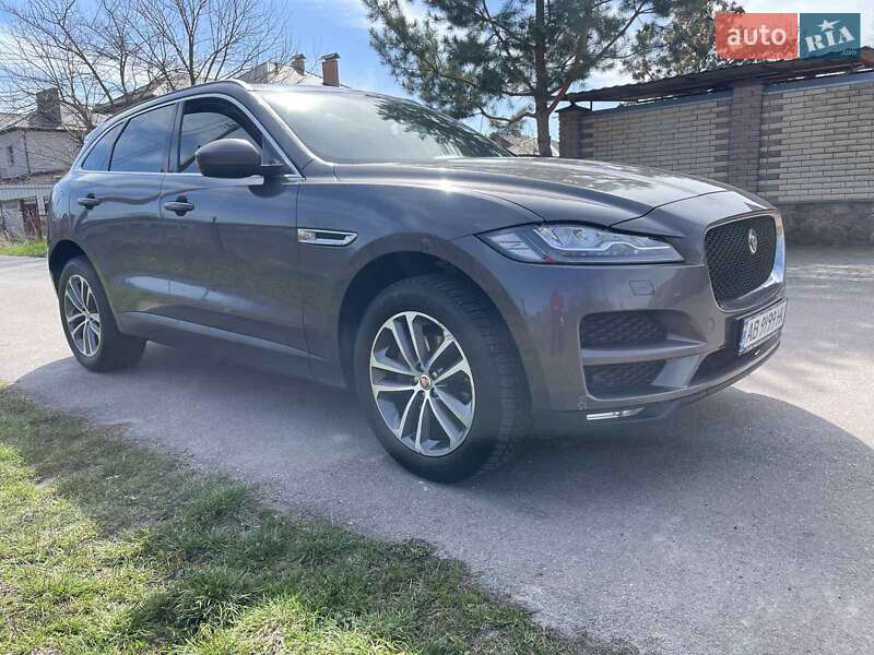 Jaguar F-pace (2016)