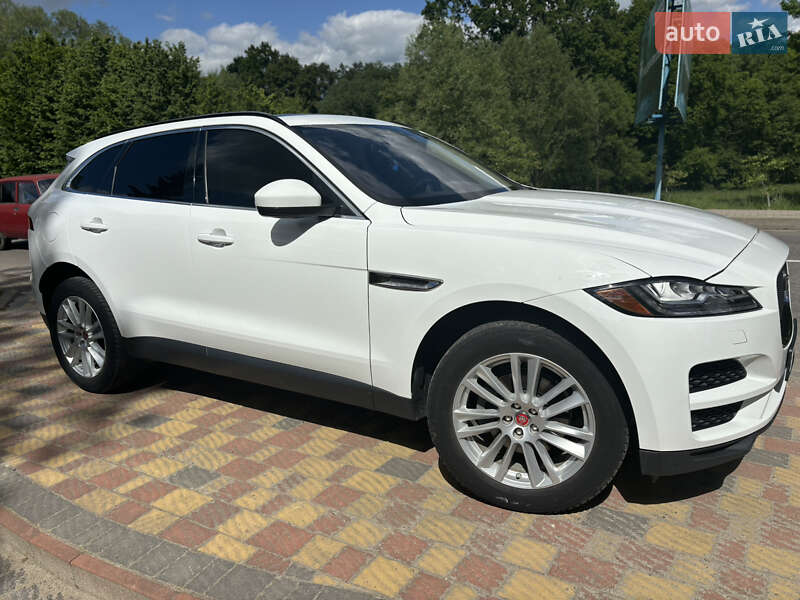 Jaguar F-pace (2016)