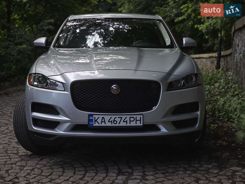 Jaguar F-pace (2017)