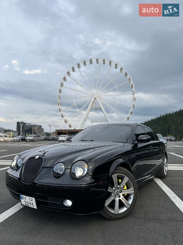 Jaguar S-type (2006)