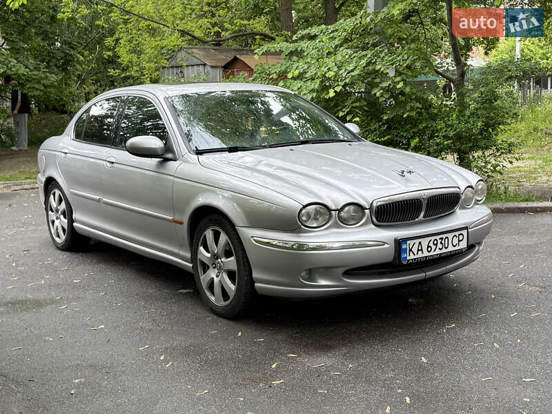 Jaguar X-type (2003)
