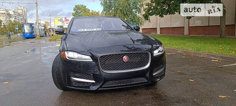 Jaguar Xf (2016)