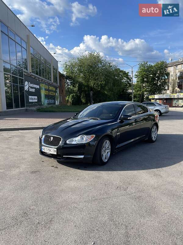 Jaguar Xf (2008)