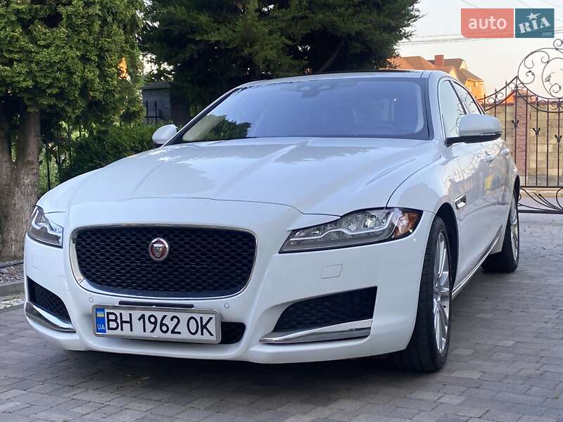 Jaguar Xf (2018)