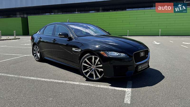 Jaguar Xf (2015)
