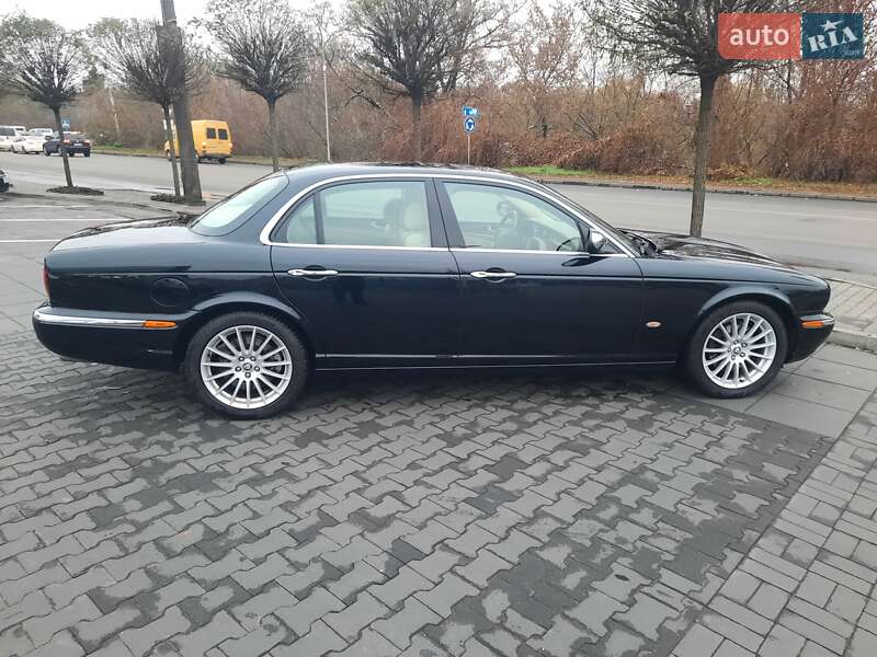 Jaguar Xjs (2005)