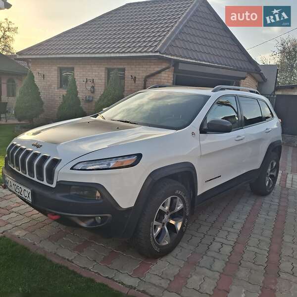Jeep Cherokee (2014)