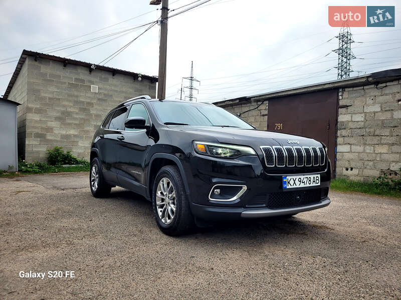 Jeep Cherokee (2021)