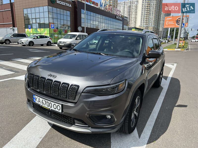 Jeep Cherokee (2021)