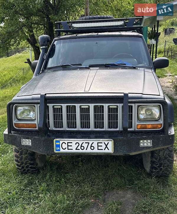 Jeep Cherokee (2001)