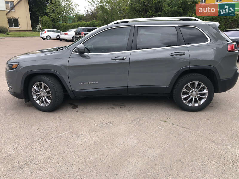 Jeep Cherokee (2020)