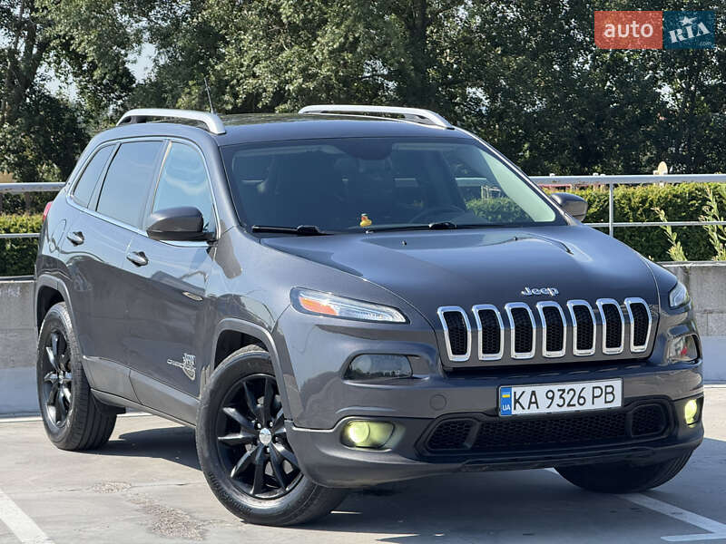 Jeep Cherokee (2015)