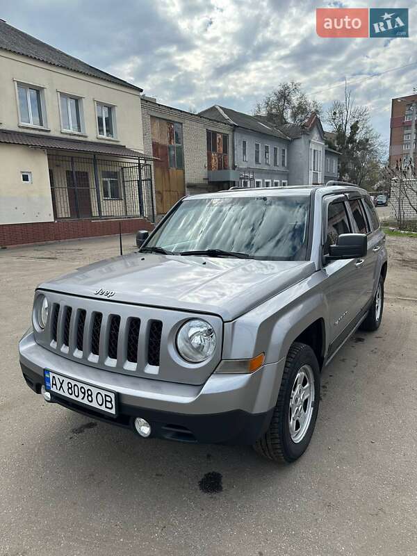 Jeep Patriot (2016)