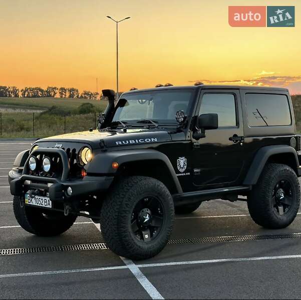 Jeep Wrangler (2011)