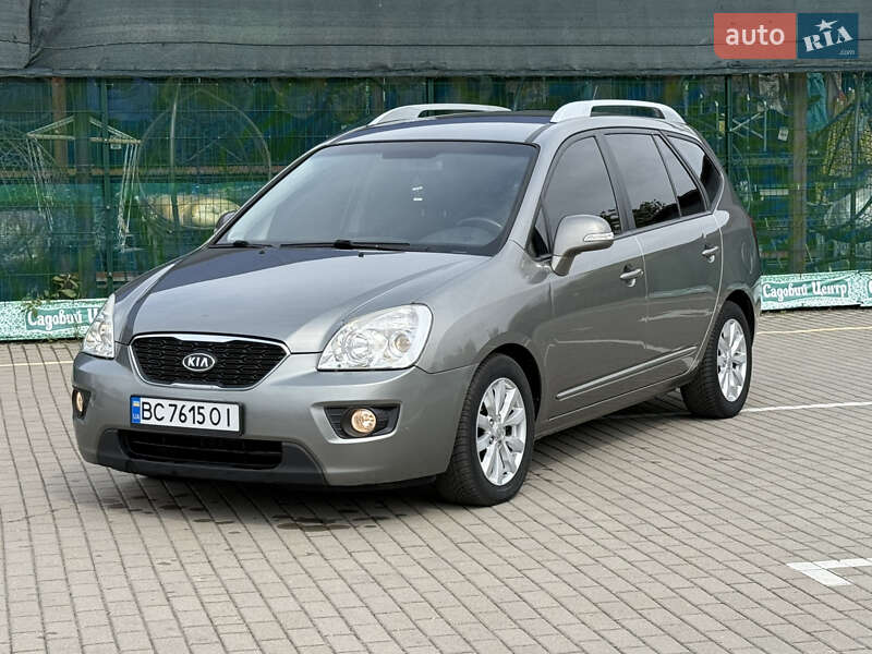 Kia Carens (2011)