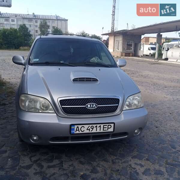 Kia Carnival (2004)